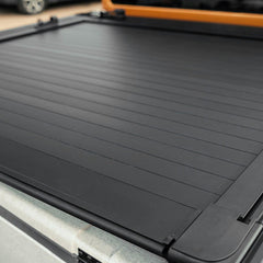 Manual Retractable Roll-Up Tonneau Cover For Kia Tasman (2025–2026)